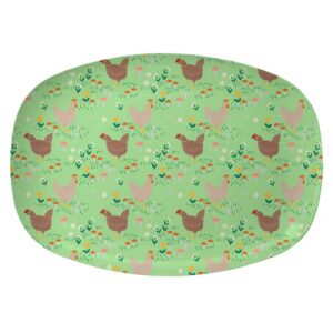 Rechteckige Melamin Platte von Rice mit Hühner Print auf grünem Untergrund
