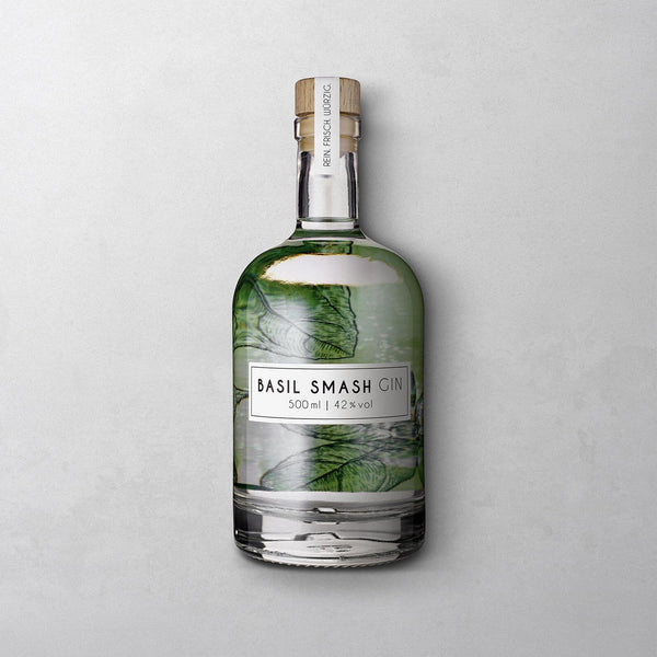 Wajos Basil Smash Gin in dekorativer 500ml Glasflasche mit grün-weißem Etikett