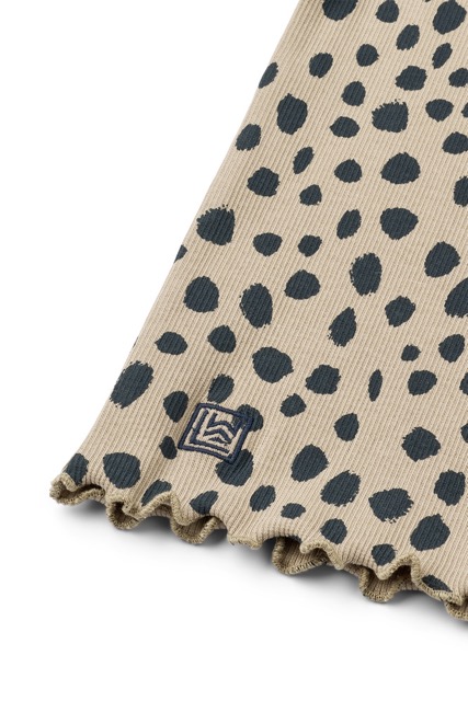 Leo Langarmshirt von Liewood - Detail Wellenbündchen und eingesticktes Logo