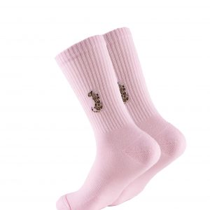 Rosa Socken von Ooley mit goldenem Leoparden am Schaft