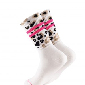 Ooley Socken in weiß mit Streifen in Neon Pink und beige-schwarzem Leo-Muster am Schaft