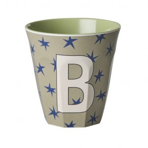 Rice Buchstabenbecher in Khaki mit Buchstabe B in Beige mit dunkelblauen Sternen