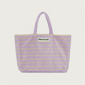 Bongusta Weekendbag in Lila mit gelben Streifen und Markenpatch auf der Vorderseite