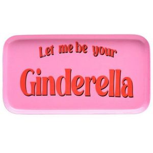 Dekotablett Lovetray länglich in Pink und Rot mit Aufdruck Let me be your Ginderella von Giftcompany