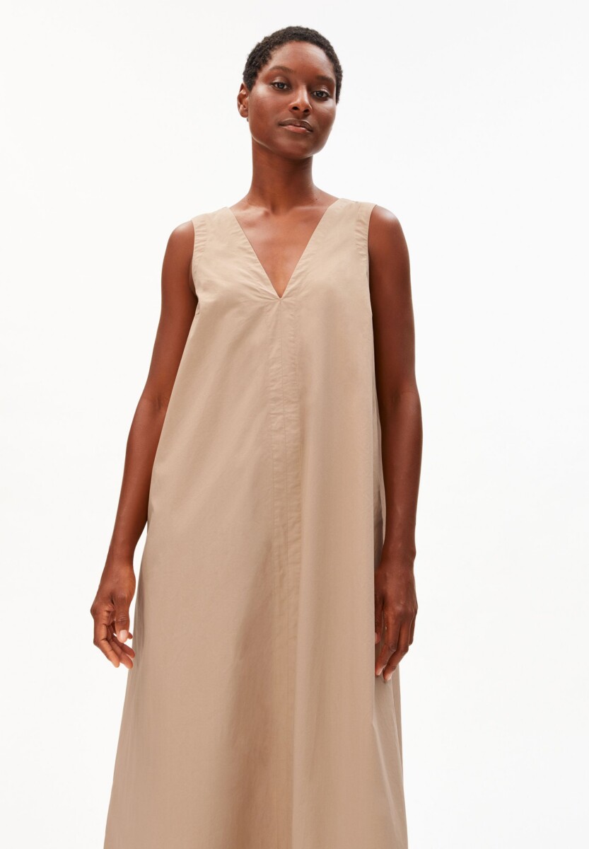 Armed Angels Poplin Maxi V Neck Kleid True Camel4
